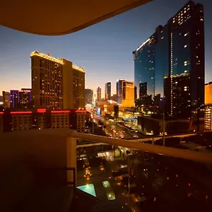 https://strip-view-privately-owned-condo-hotel-the-signature-at-mgm.las-vegashotels.net